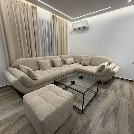 Todi 2 Luxury *