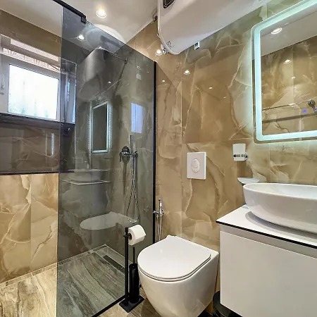 Todi 2 Luxury Saranda